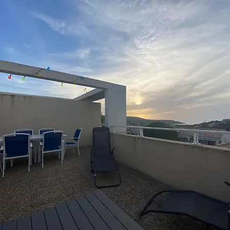 Ma Paillote A Lozari 6/8 Pers Vue Avec Piscine Appartement