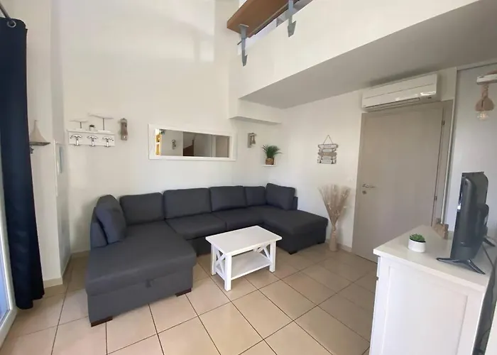 Ma Paillote A Lozari 6/8 Pers Vue Avec Piscine Apartment