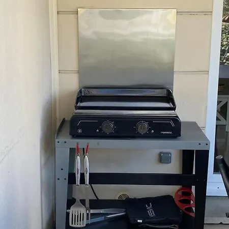 Ma Paillote A Lozari 6/8 Pers Vue Avec Piscine *